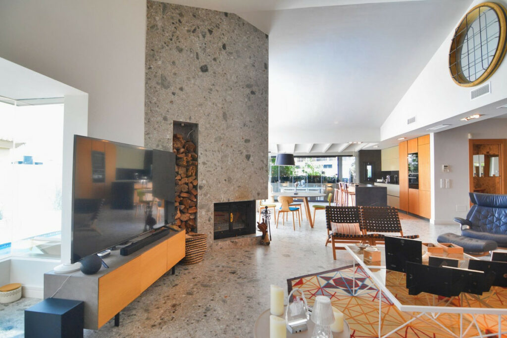 Property in Fuengirola — photo 9