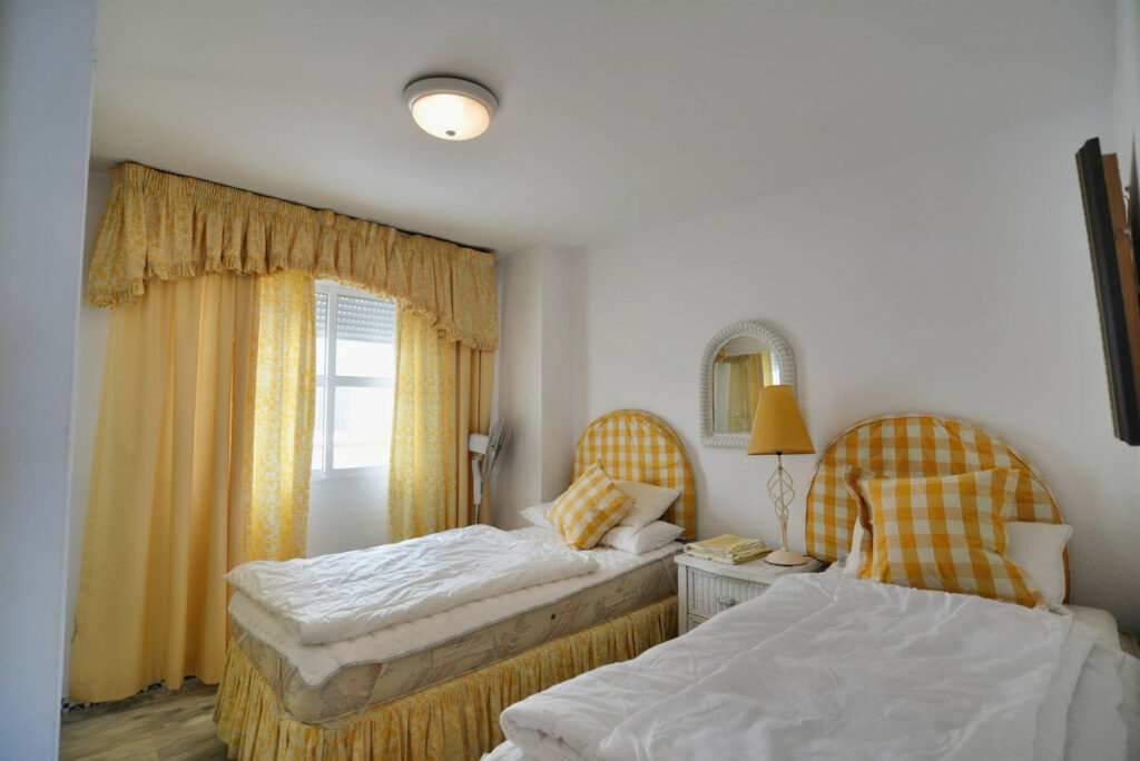 Property in Fuengirola — photo 14