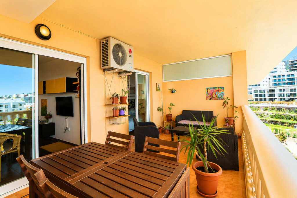 Property in Fuengirola — photo 9