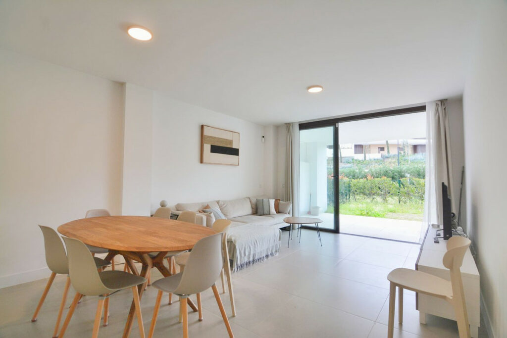 Property in Fuengirola — photo 12
