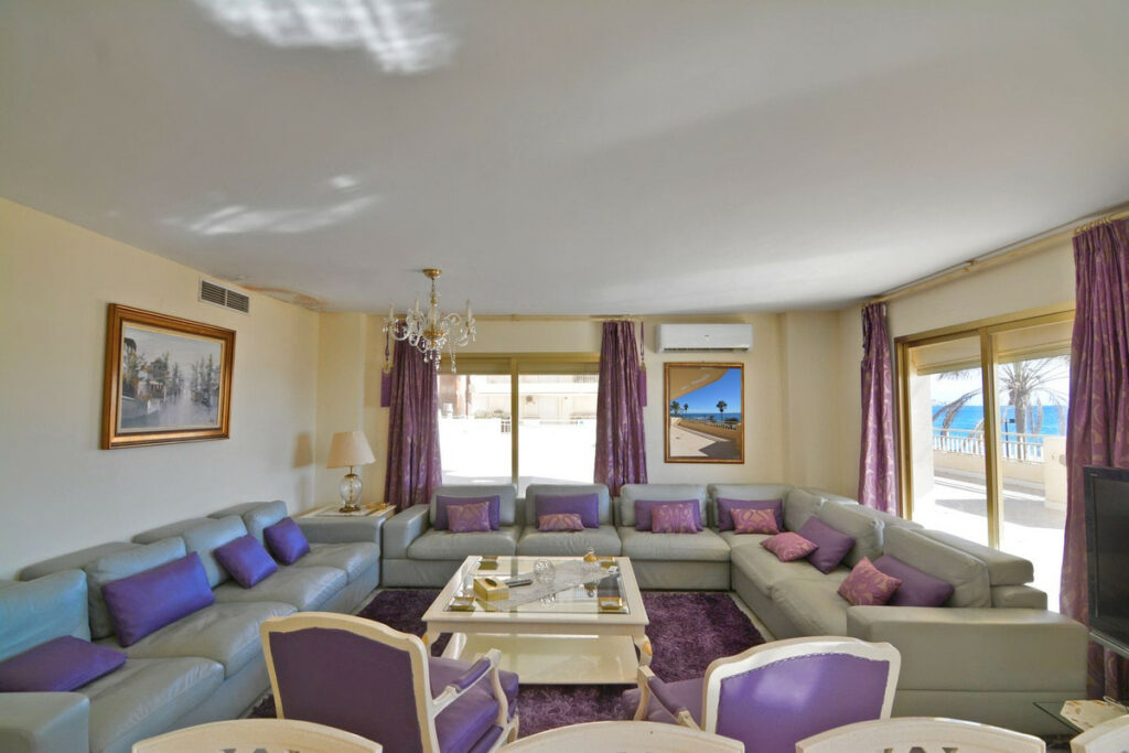 Property in Fuengirola — photo 9