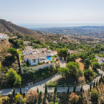 House – Detached Villa in Mijas — photo 1