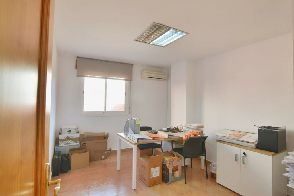Property in Fuengirola — photo 13