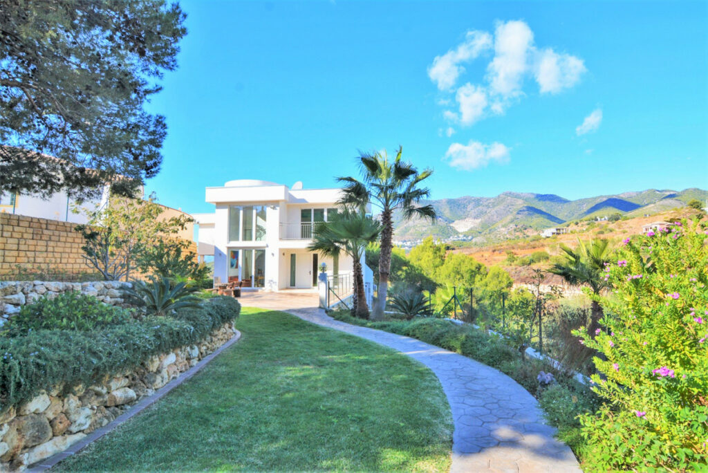 Property in Mijas — photo 2