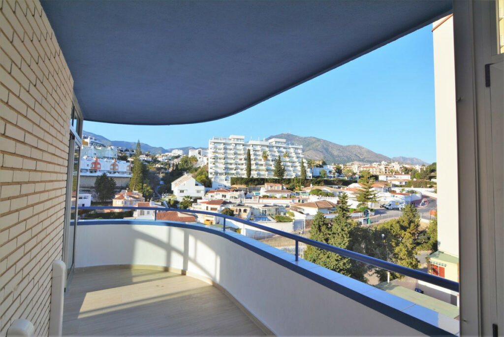 Property in Fuengirola — photo 3