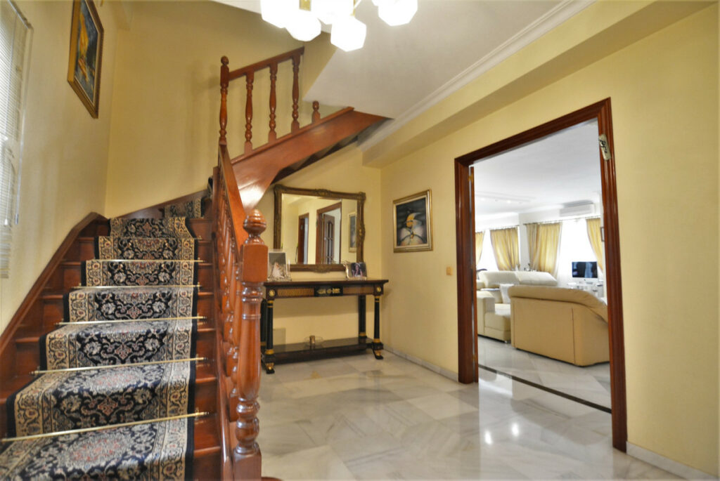 Property in Fuengirola — photo 5