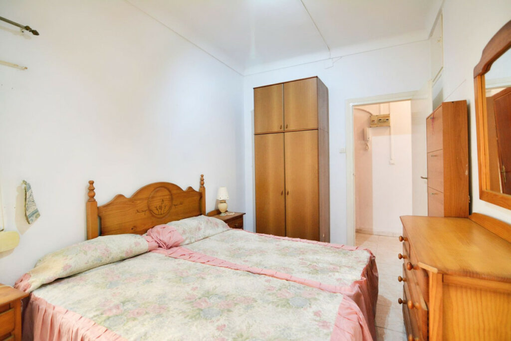 Property in Fuengirola — photo 11