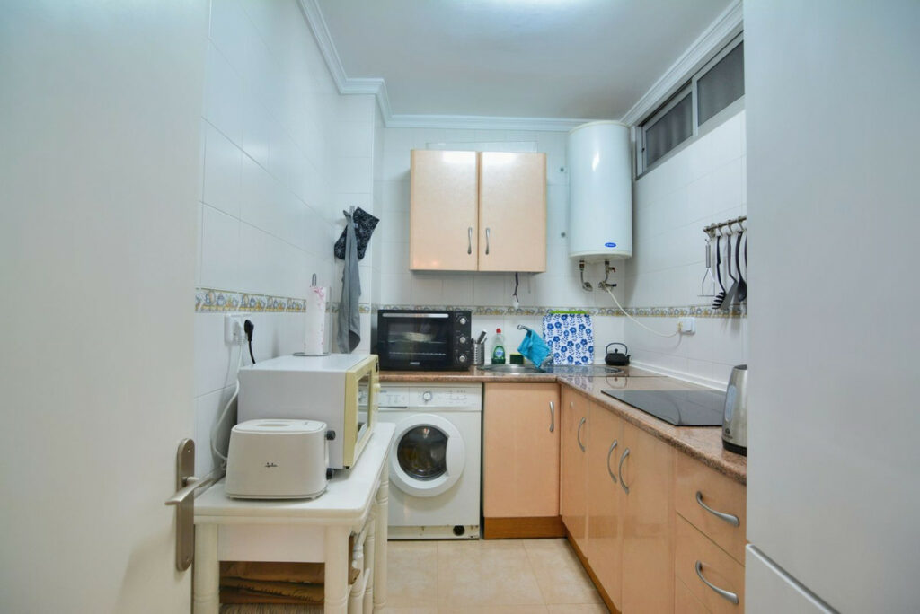 Property in Fuengirola — photo 9