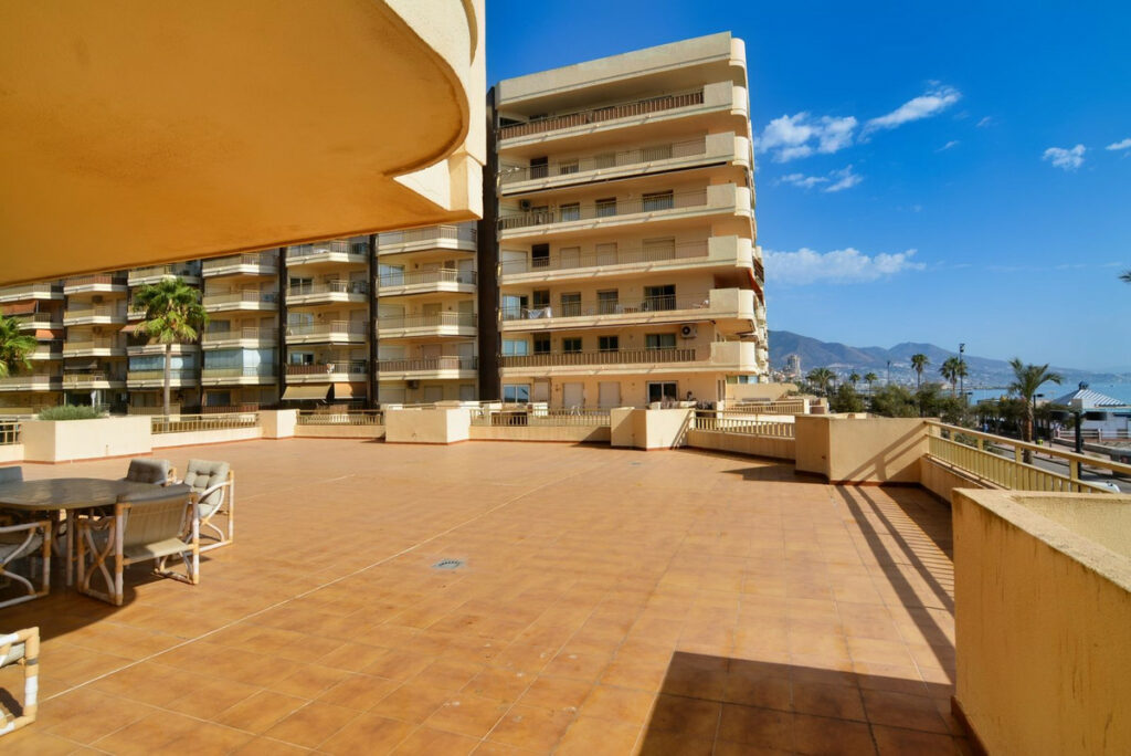 Property in Fuengirola — photo 21