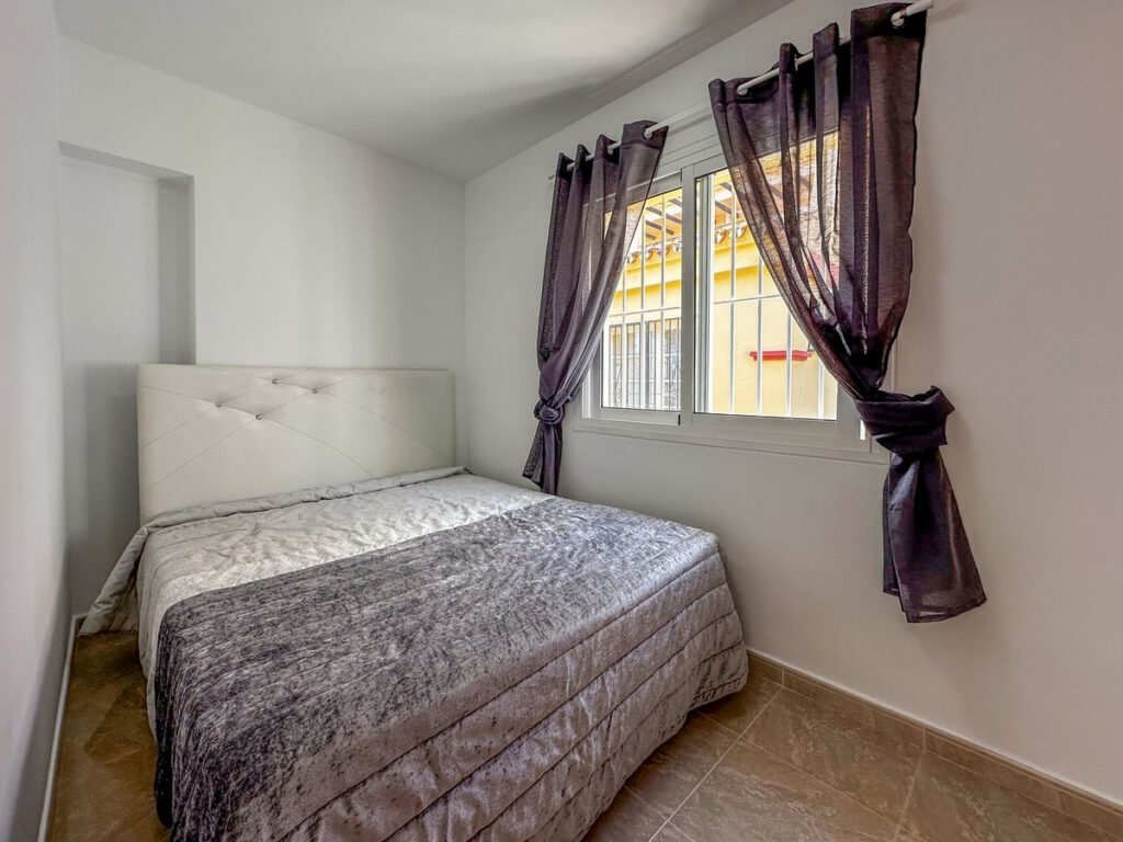 House – Bungalow in Riviera del Sol — photo 8