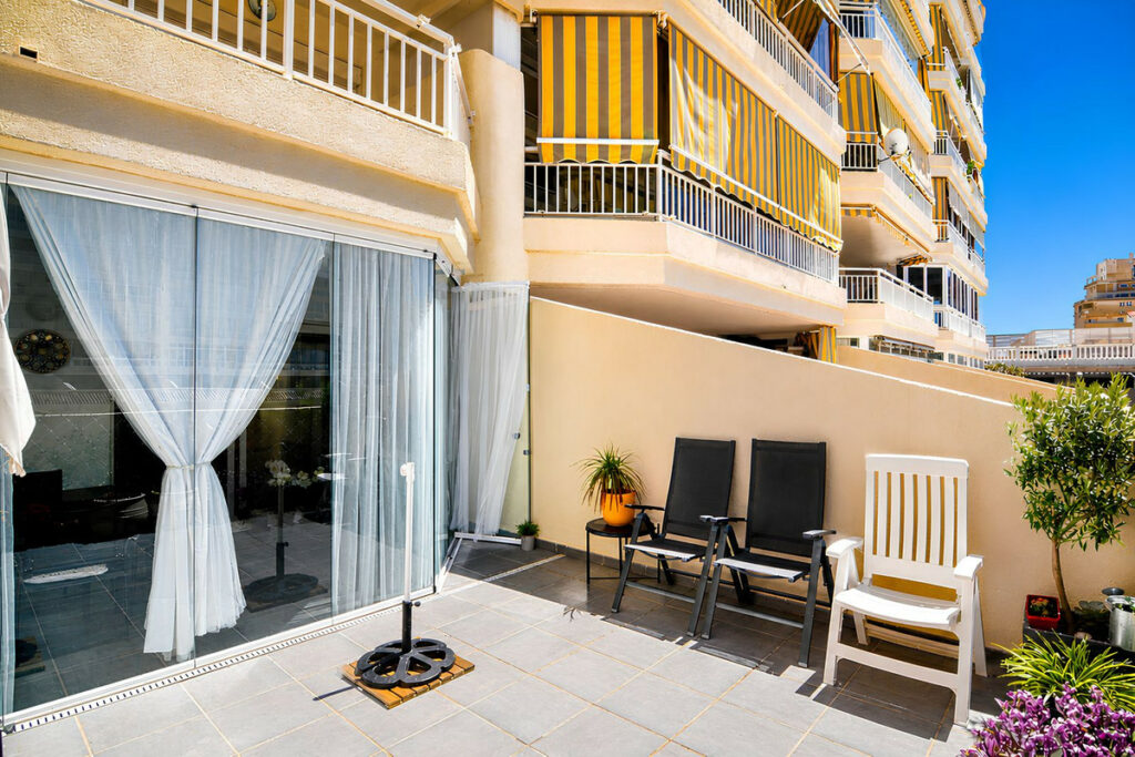 Property in Fuengirola — photo 4
