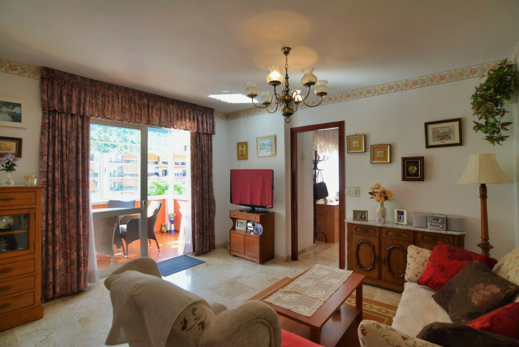Property in Fuengirola — photo 8