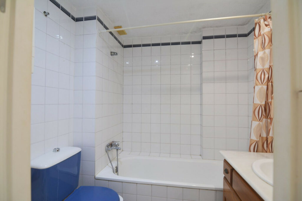 Property in Fuengirola — photo 19