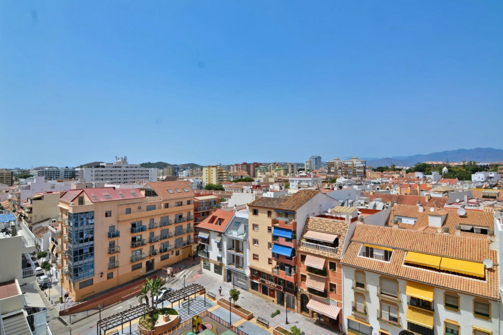 Property in Fuengirola — photo 16