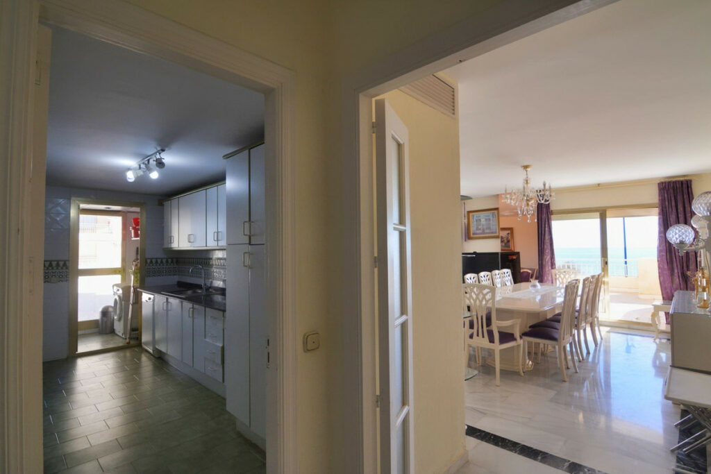Property in Fuengirola — photo 17