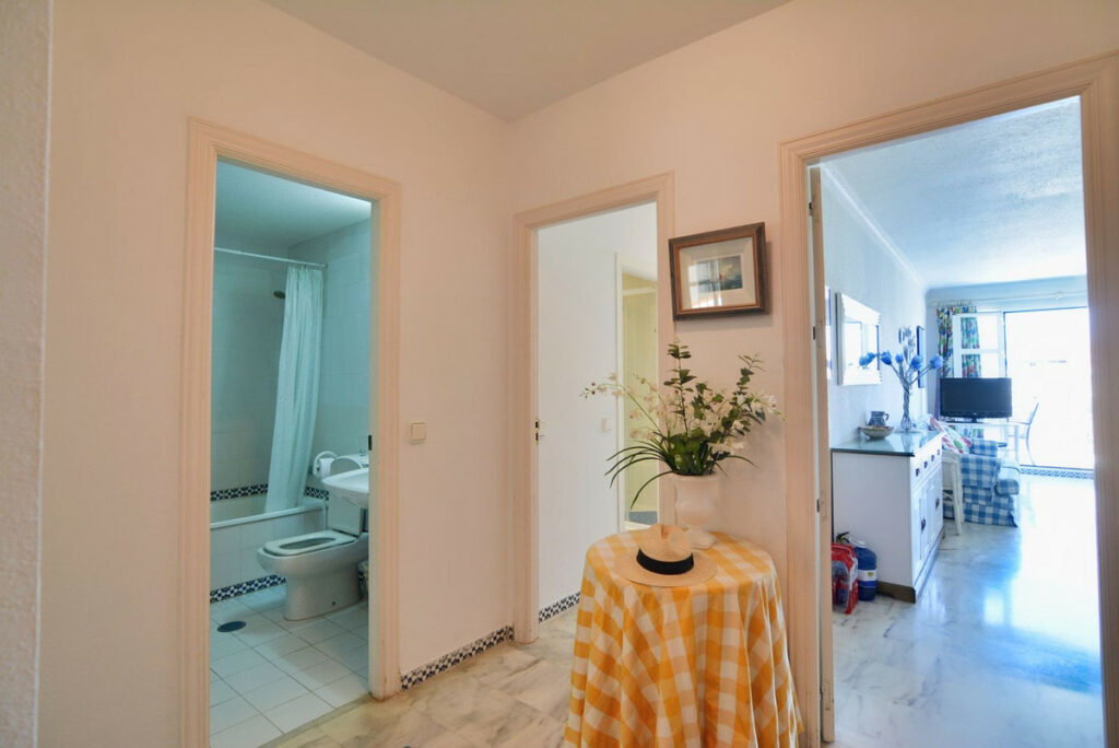 Property in Fuengirola — photo 10
