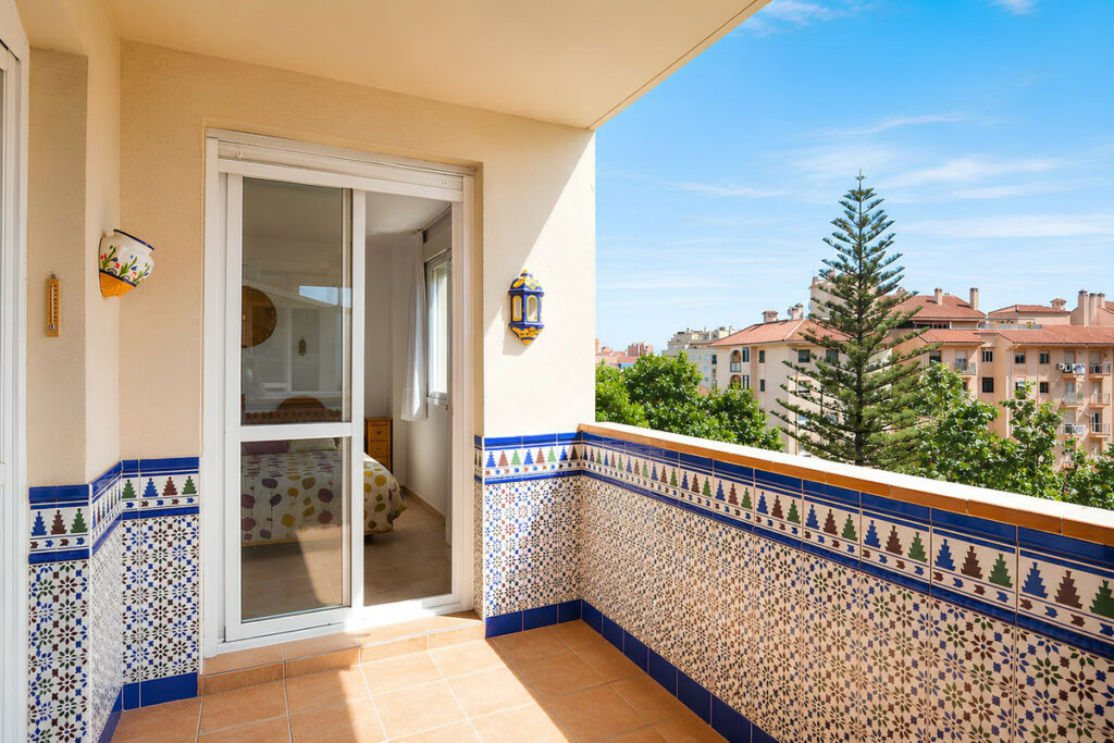 Property in Fuengirola — photo 8