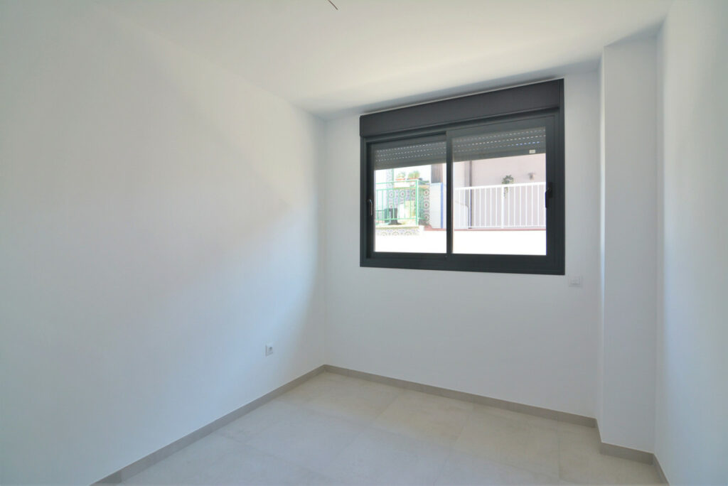 Property in Fuengirola — photo 9
