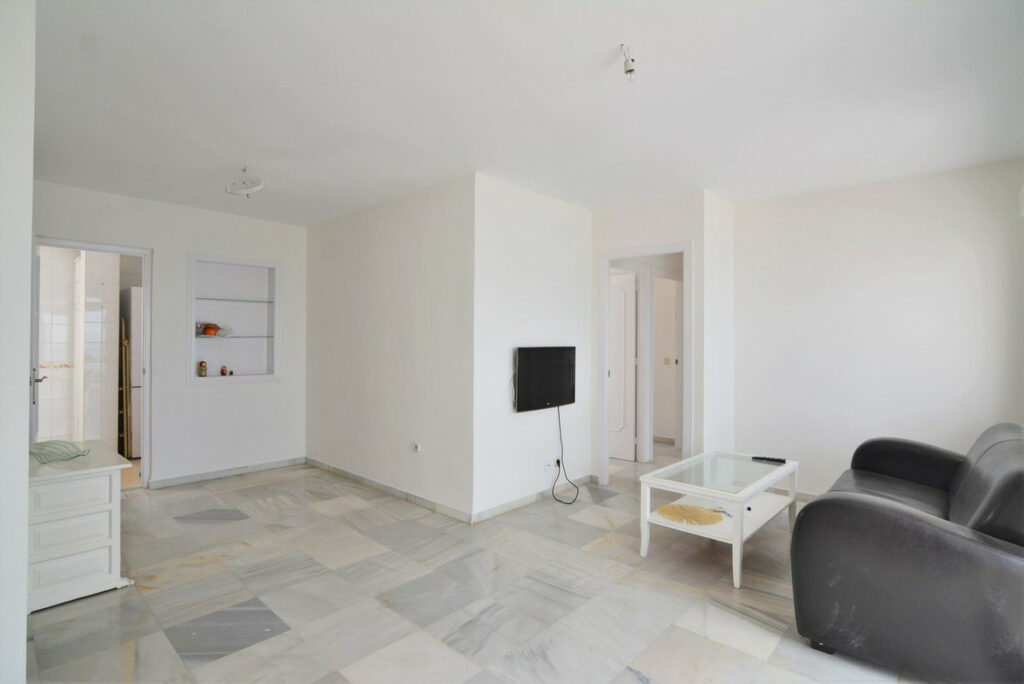 Property in Fuengirola — photo 5