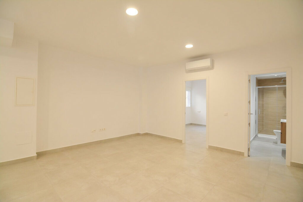 Property in Fuengirola — photo 6