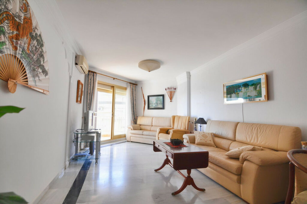 Property in Fuengirola — photo 5