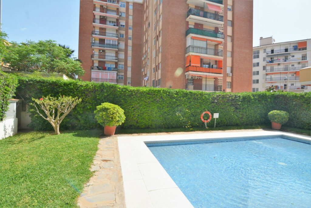 Property in Fuengirola — photo 24