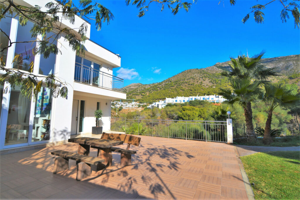 Property in Mijas — photo 31