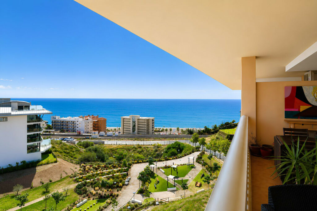 Property in Fuengirola — photo 37