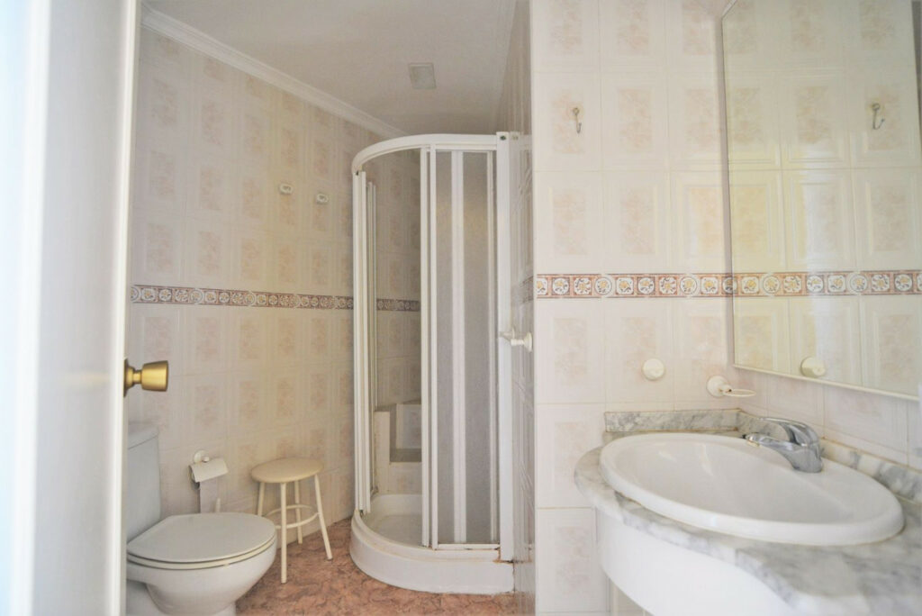 Property in Fuengirola — photo 8