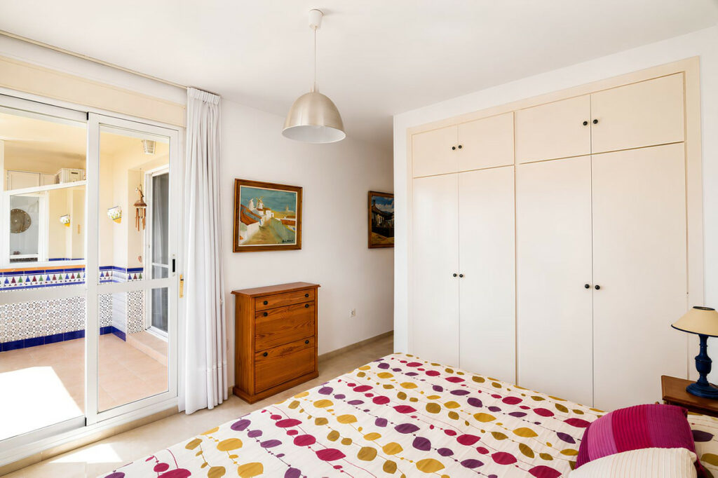 Property in Fuengirola — photo 25
