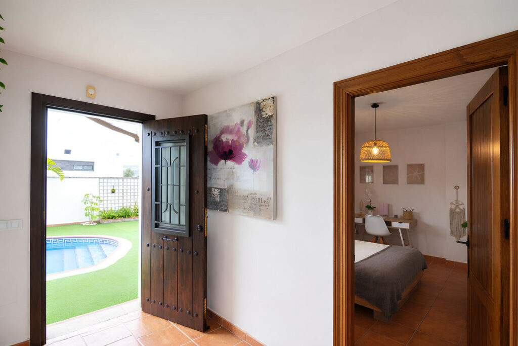 Property in Sierrezuela — photo 13