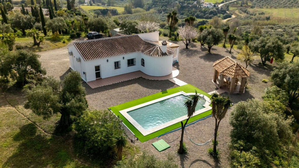 House – Finca – Cortijo in Casarabonela — photo 2