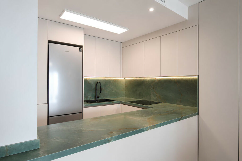 Property in Fuengirola — photo 8