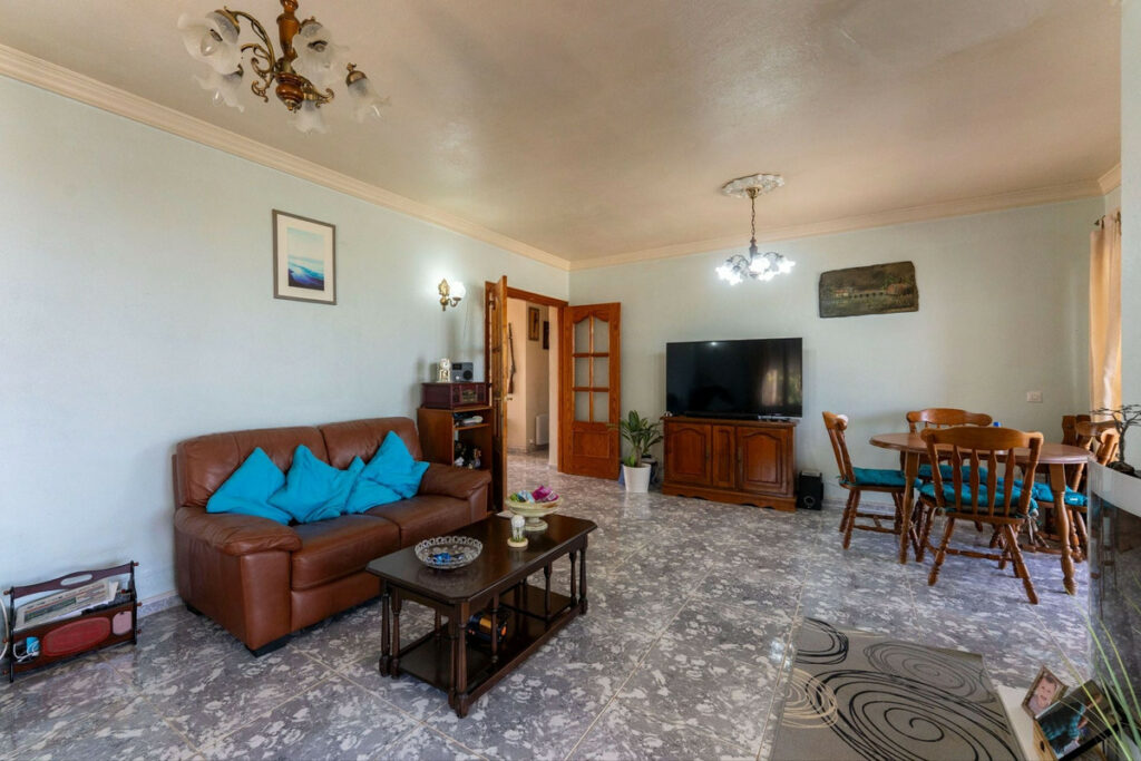 House – Finca – Cortijo in Guaro — photo 8
