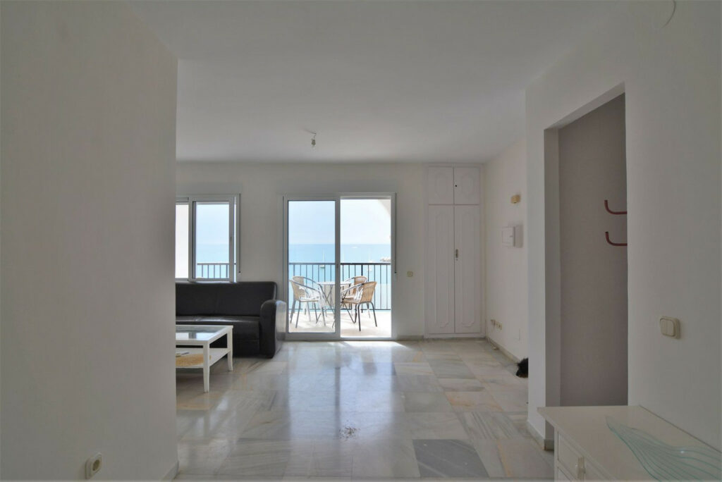 Property in Fuengirola — photo 6
