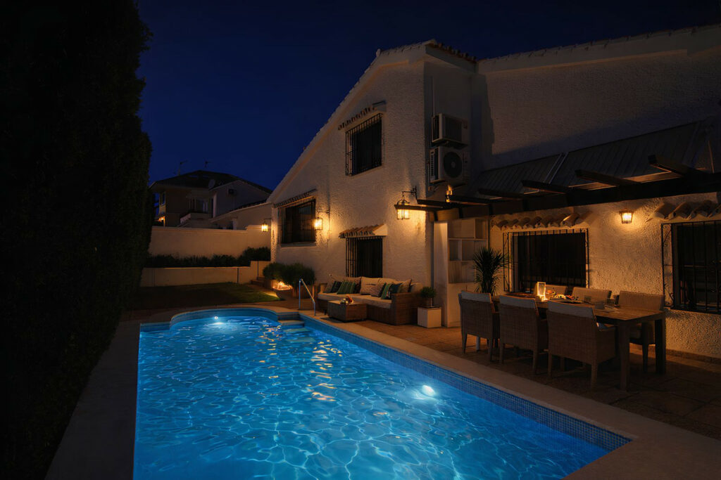 Property in Fuengirola — photo 23