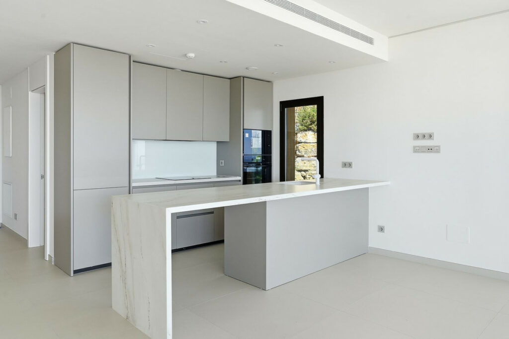 Apartment – Middle Floor Apartment in Fuengirola — photo 9
