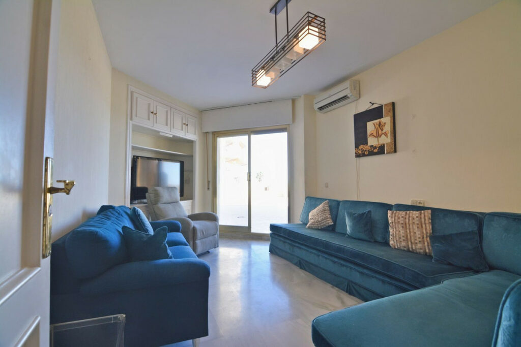 Property in Fuengirola — photo 25