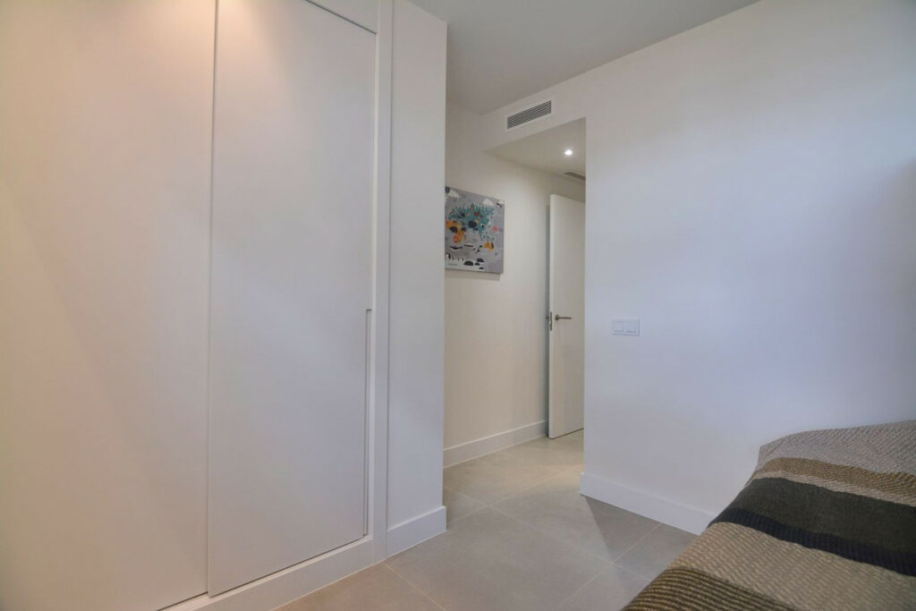 Property in Fuengirola — photo 28