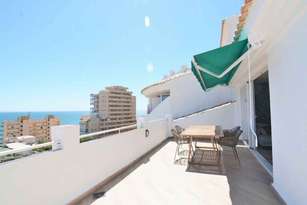 Property in Fuengirola — photo 17