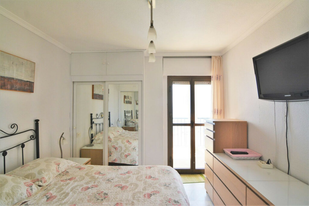 Property in Fuengirola — photo 10