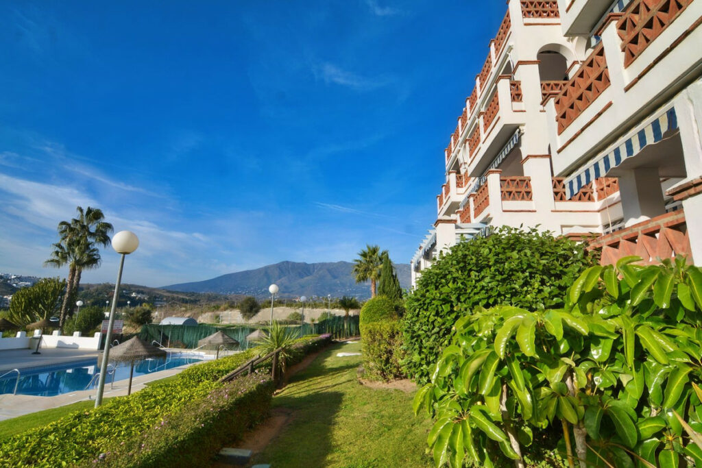Property in Mijas Golf — photo 40