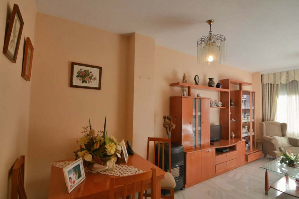 Property in Las Lagunas — photo 7