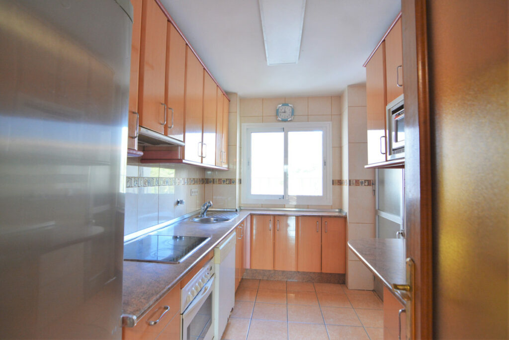 Property in Fuengirola — photo 10