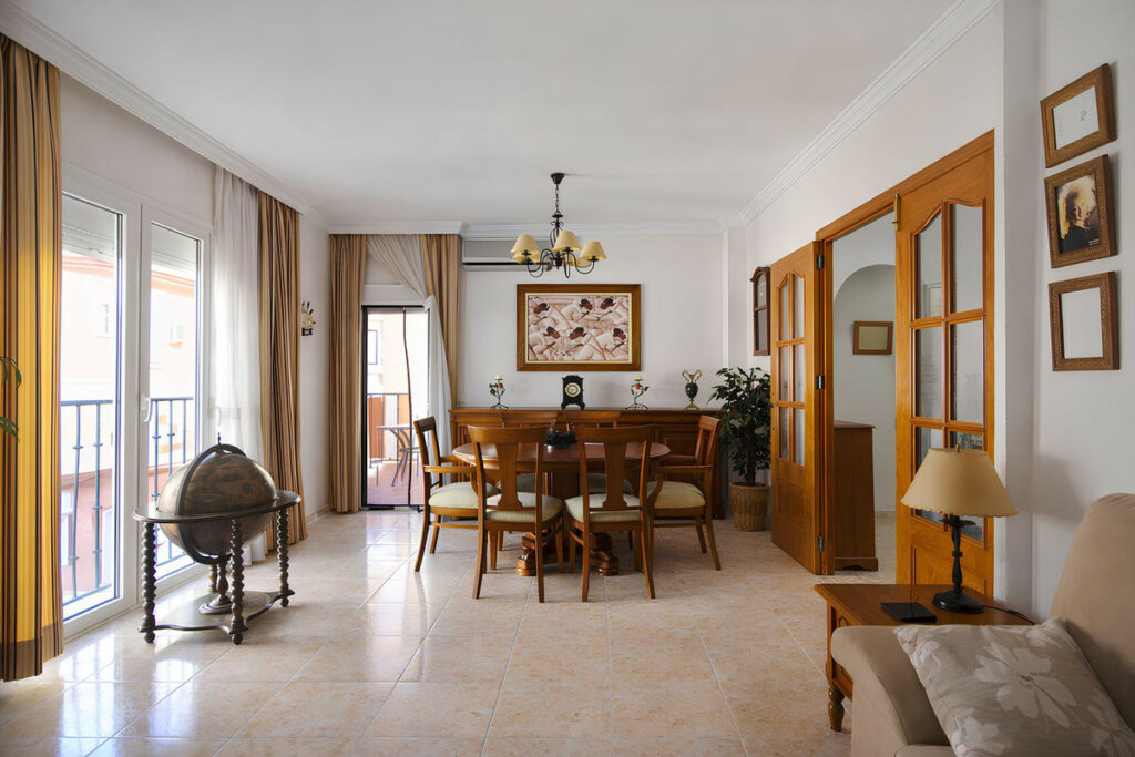 Property in Las Lagunas — photo 7