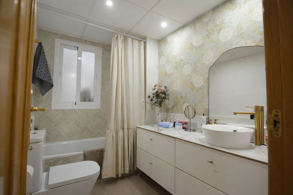 Property in Fuengirola — photo 18