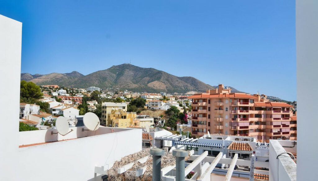 Property in Fuengirola — photo 26