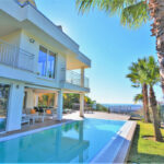 Property in Mijas — photo 1