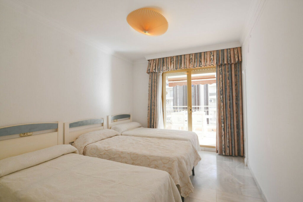 Property in Fuengirola — photo 17
