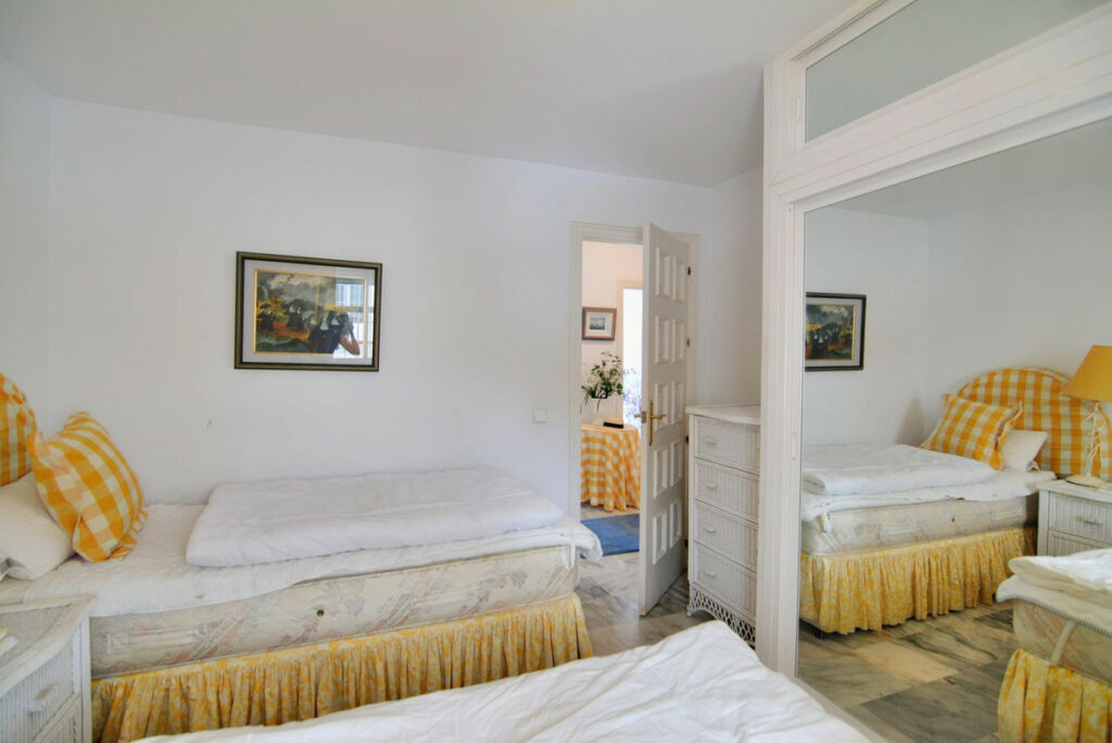 Property in Fuengirola — photo 13